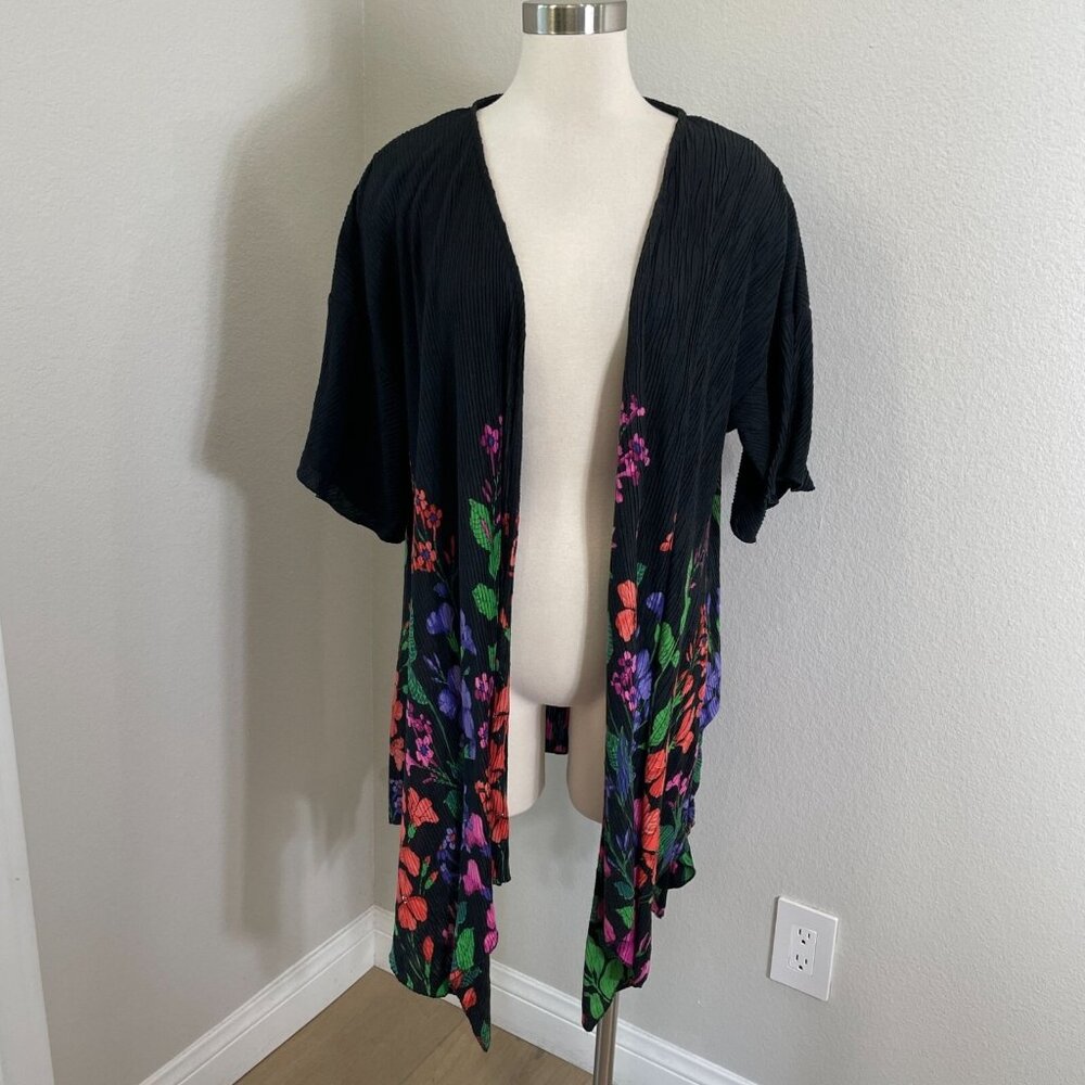 Anthropologie Womens M/L Gabrielle Floral Plisse Robe Short Sleeve Cardigan